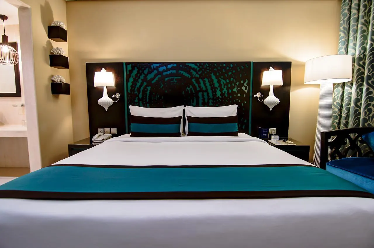 Signature Hotel Al Barsha Dubai 4*,