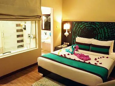 فندق سيجنتشر البرشاء دبي 4*,
